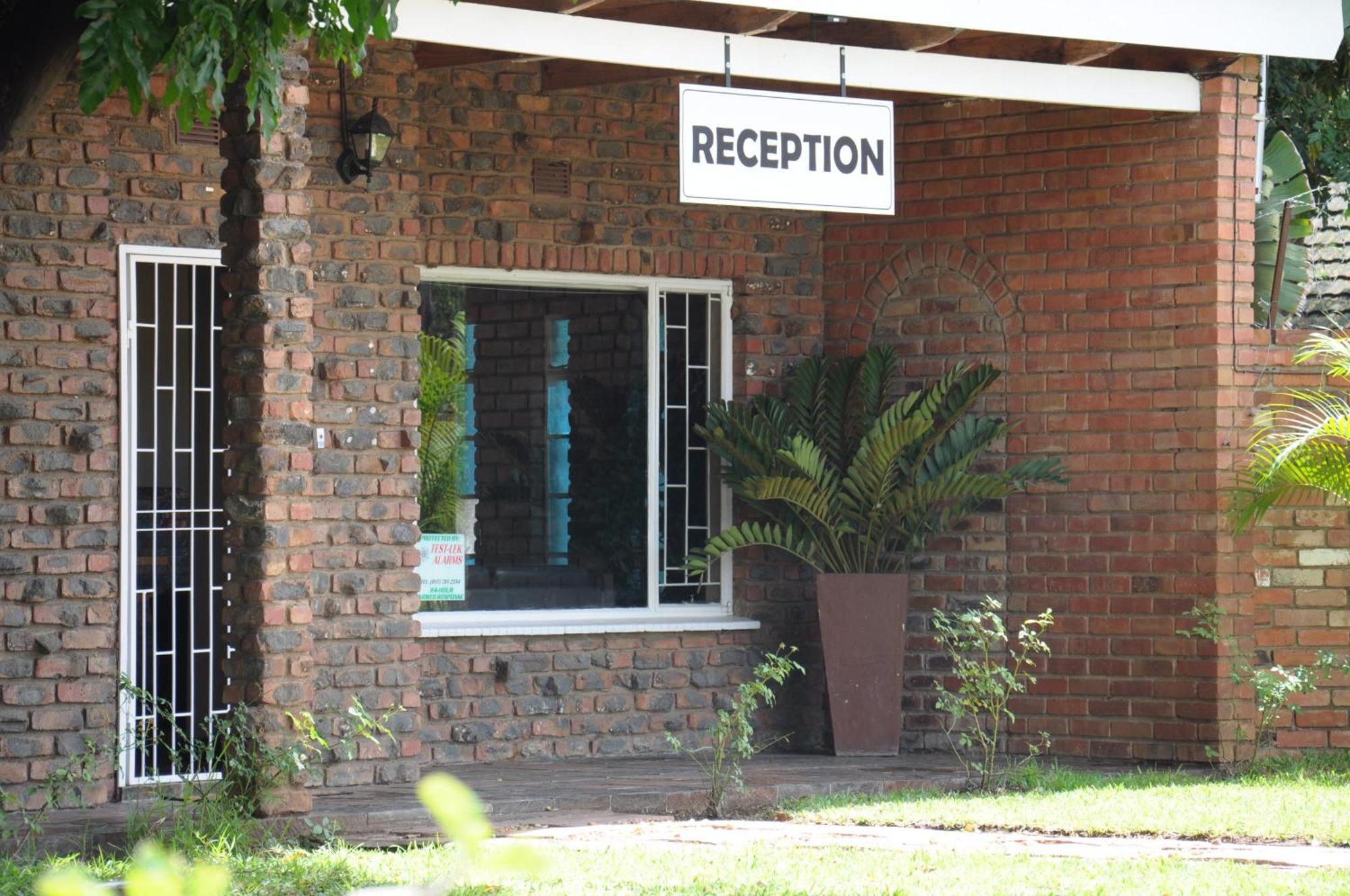 Casa Leitao Lodge Phalaborwa Exterior photo